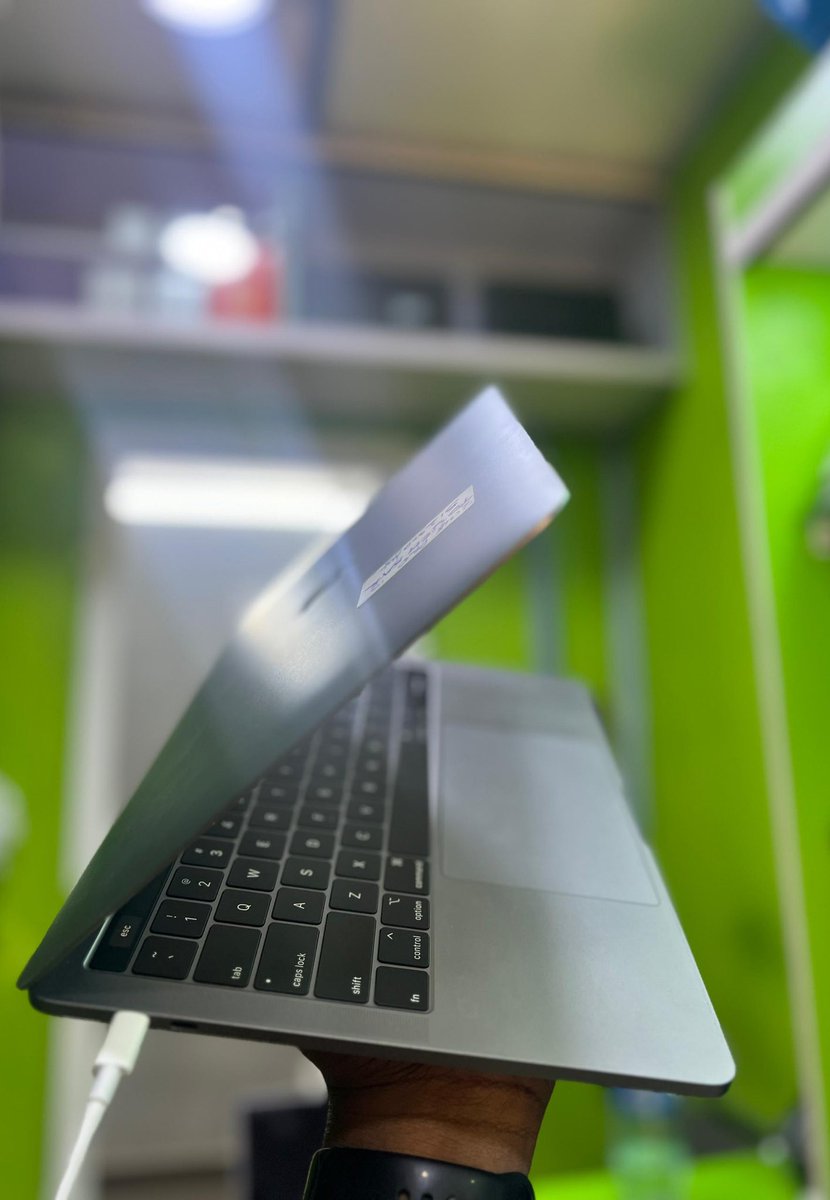 F 1&amp;2 :Hp EliteBook 1030 G2 X360 
7th Gen Core i7 16gb ram 512gb ssd
Convertible Touchscreen Face ID Biometrics 13-inch Win 11 Pro N510,000

F 3&amp;4: 2018 Apple MacBook Pro 13-inch Intel Core i5 512gb ssd 8gb ram TouchBar/ID Gray Color Monterey Os Charger included Price 🏷️ N620,000