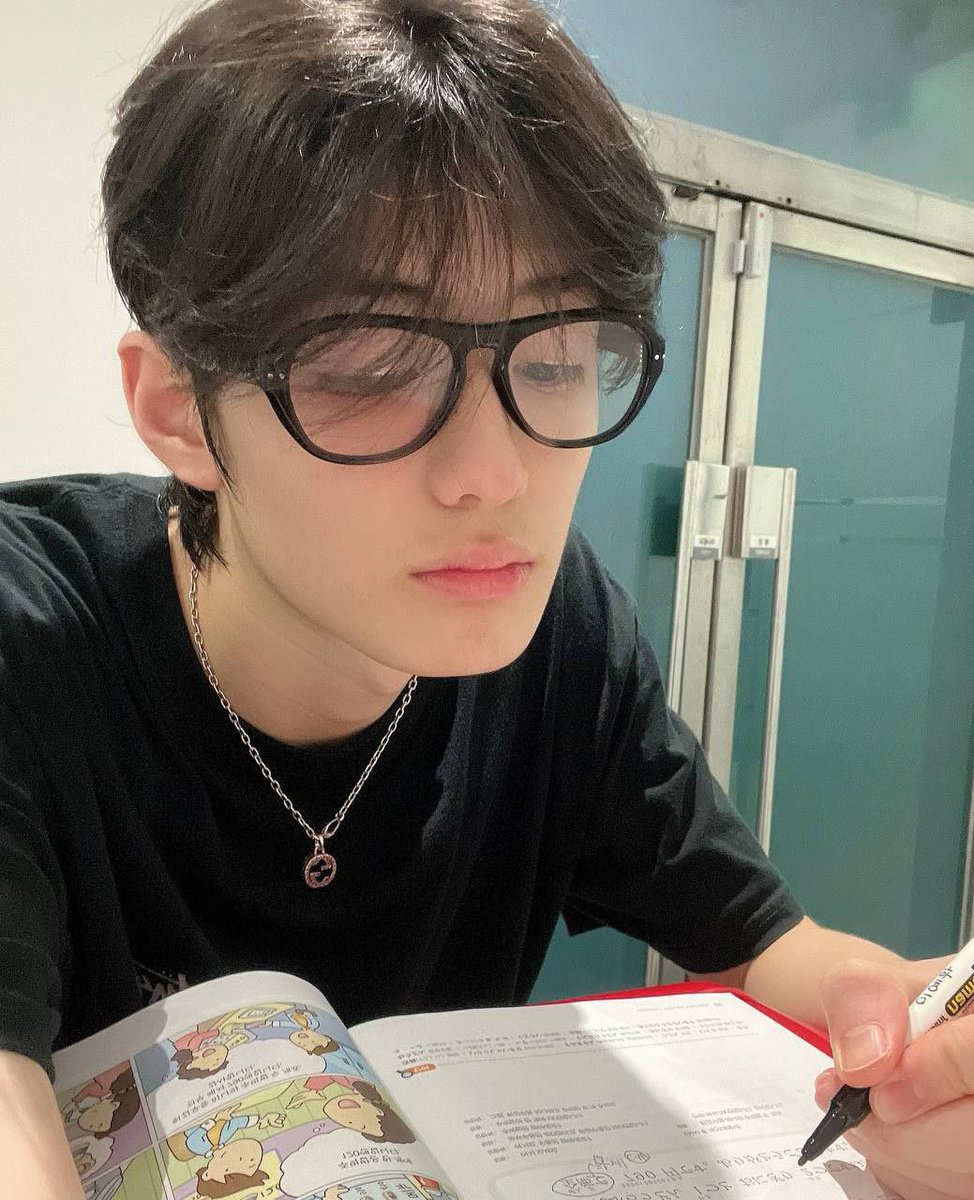 lillliees's tweet image. eh #studydate tu gini ya