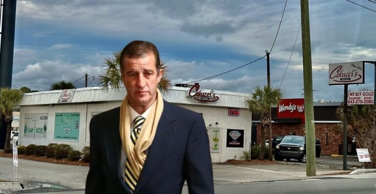 crimeandcask's tweet photo. Michael Colucci Retrial in 2015 Murder of Wife - Trial Starts This Week. #MichaelColucci #Colucci
https://t.co/HKQIw5xpq3 https://t.co/yRSaYZPm5d
