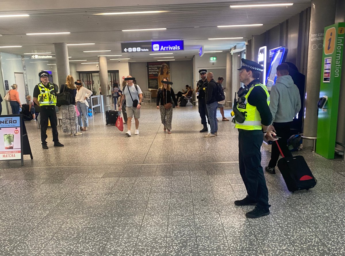 Our Project Servator trained officers were out earlier with an unpredictable deployment designed to disrupt criminal activity. You have an important role to play in helping us by reporting suspicious activity #projectservator