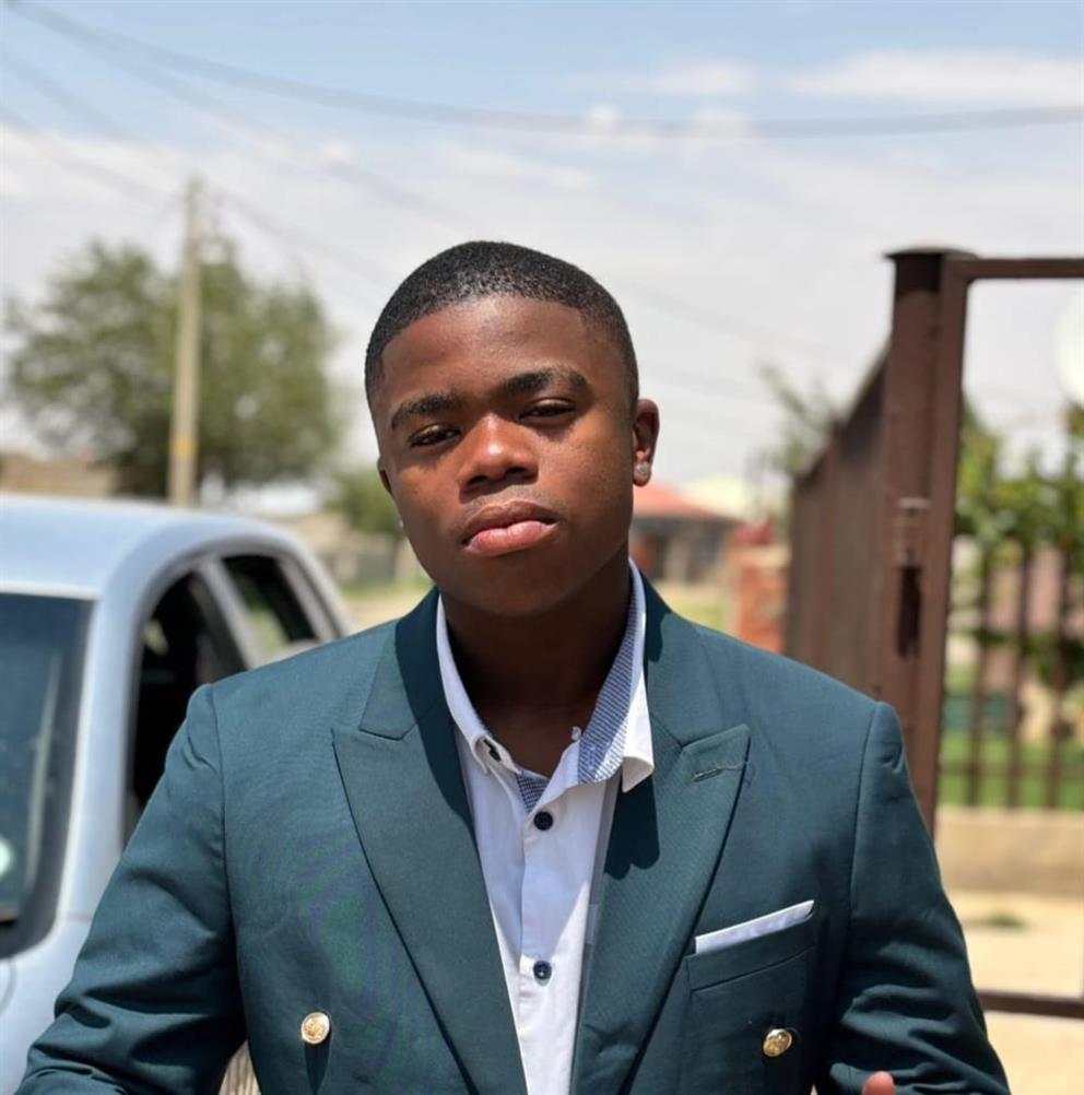 dailysunsa's tweet image. 🚨Cops go all out to find missing Kamogelo (19)🚨
#MissingPersonAlert #KidnappingHorror #KamogeloBaukudi 
snl24.com/dailysun/news/…