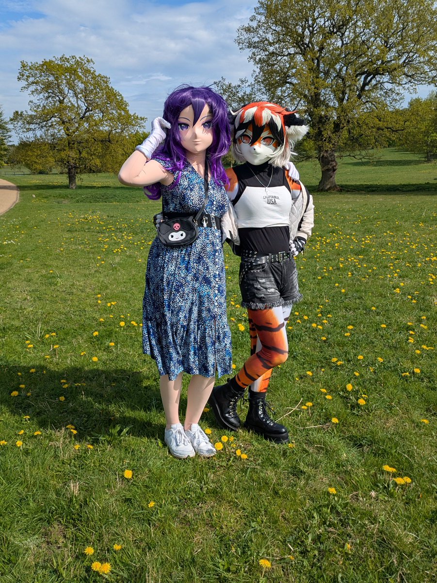"This just in! Magical girl saves Tiger girl (<a href="/Alisairie/">Alis</a>) from zookeeper! The… zookeeper was unavailable for comment… huh… 😅”

📸 : CiscoClown on Bsky

#kigurumi #animegao #着ぐるみ