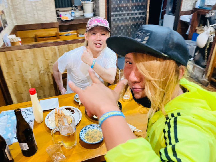 先日、地元広島県尾道市の観光大使
渋谷系チャラ男芸人の慶とお食事させていただきました🙇‍♂️
しまなみ海道を盛り上げれるように頑張ります！！！