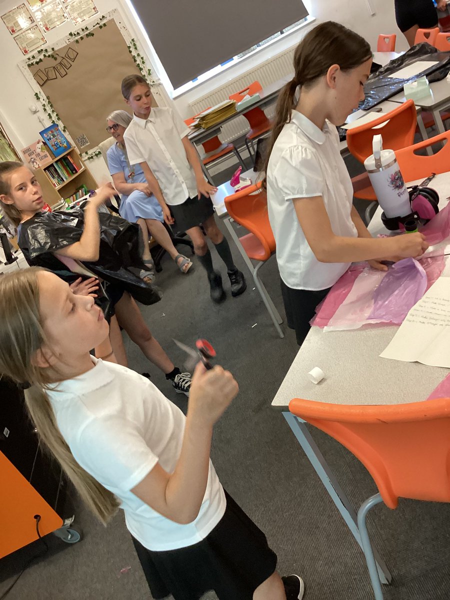 DeePointTriton (@deepointtriton) on Twitter photo In club, the girls have made a super start on their outfits! ππ Weβll be catwalk ready in no time! <a href="/DPHyperion/">DeePointHyperion</a> <a href="/DeePointPrimary/">Dee Point Primary</a> In club, the girls have made a super start on their outfits! ππ Weβll be catwalk ready in no time! <a href="/DPHyperion/">DeePointHyperion</a> <a href="/DeePointPrimary/">Dee Point Primary</a>