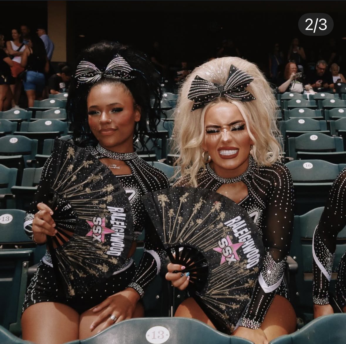 How can i be this photogenic