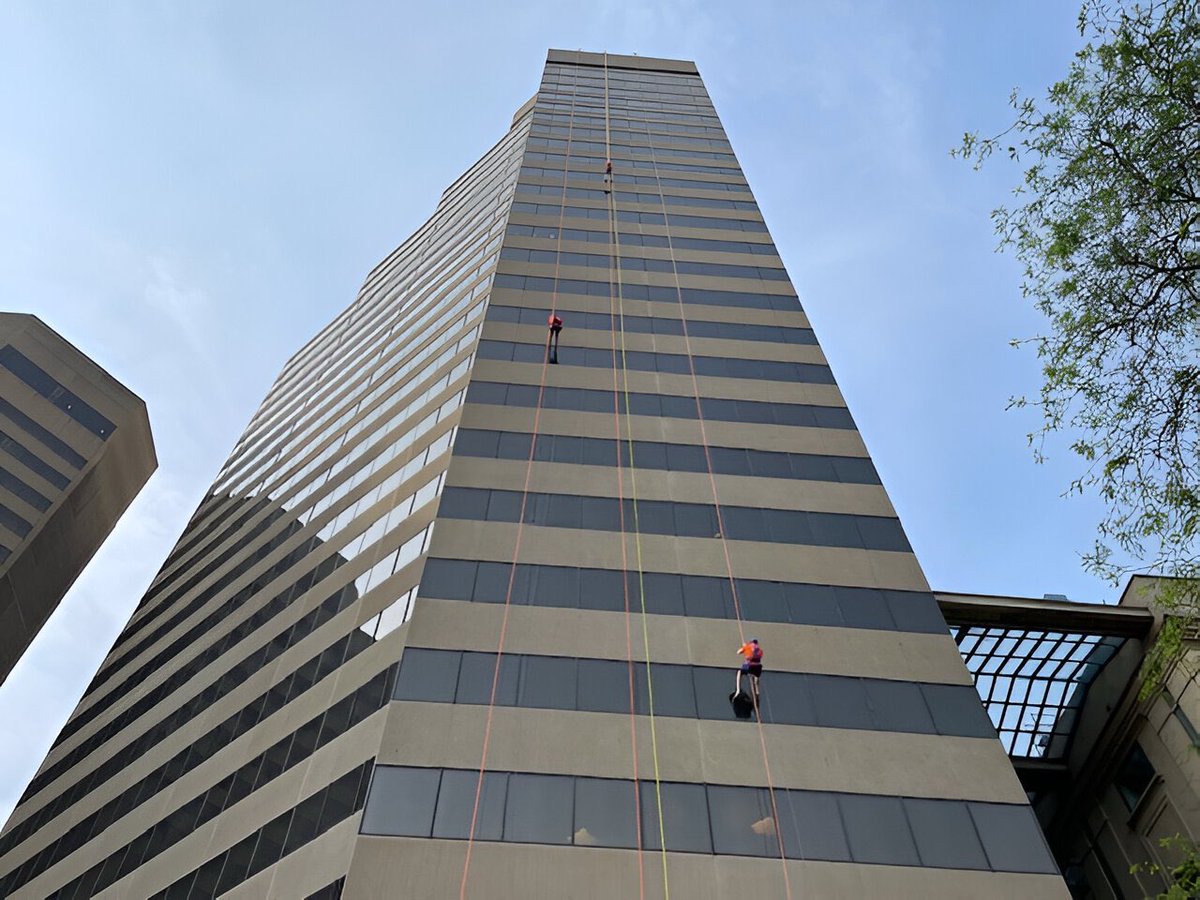 SkyClimberLLC's tweet photo. We were proud to support @GracehavenOTF for the 10th year at #OverTheEdge this past Friday. 8 Sky Climber team members rappelled to help raise $250K for survivors of trafficking. Grateful to stand with this cause.
🔗 https://t.co/3m1Z9ULRsS
#Gracehaven #Community https://t.co/n83wrT0y23