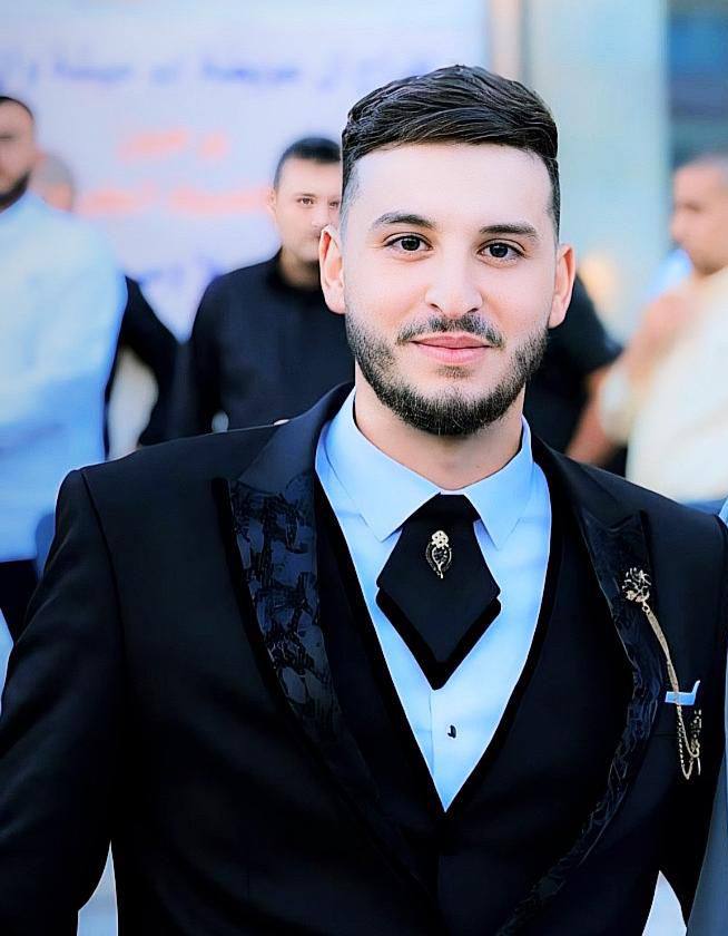 مصادر محلية: "محكمة الاحتلال تمدد اعتقال الشاب محمد نبيل عويضة من بلدة سلوان ليوم غد، حيث اعتقل من مكان عمله".