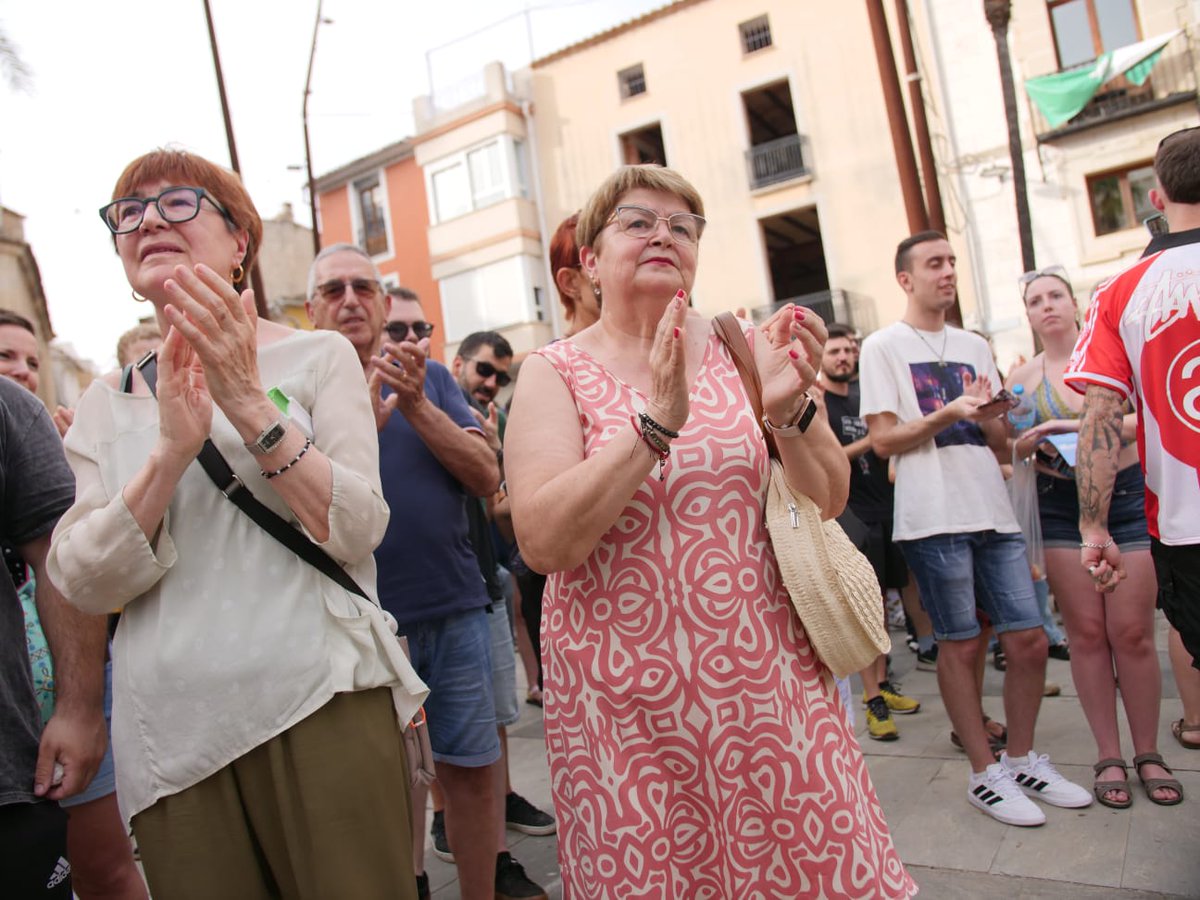 📍Dissabte vam demostrar que som moltíssimes les qui volem aturar el PAI Pego-Golf i desclassificar el sòl. 

L'ajuntament de Pego ja no ens pot fer cas omís i haurà de seure's a parlar.

✊Aturarem aquest PAI!