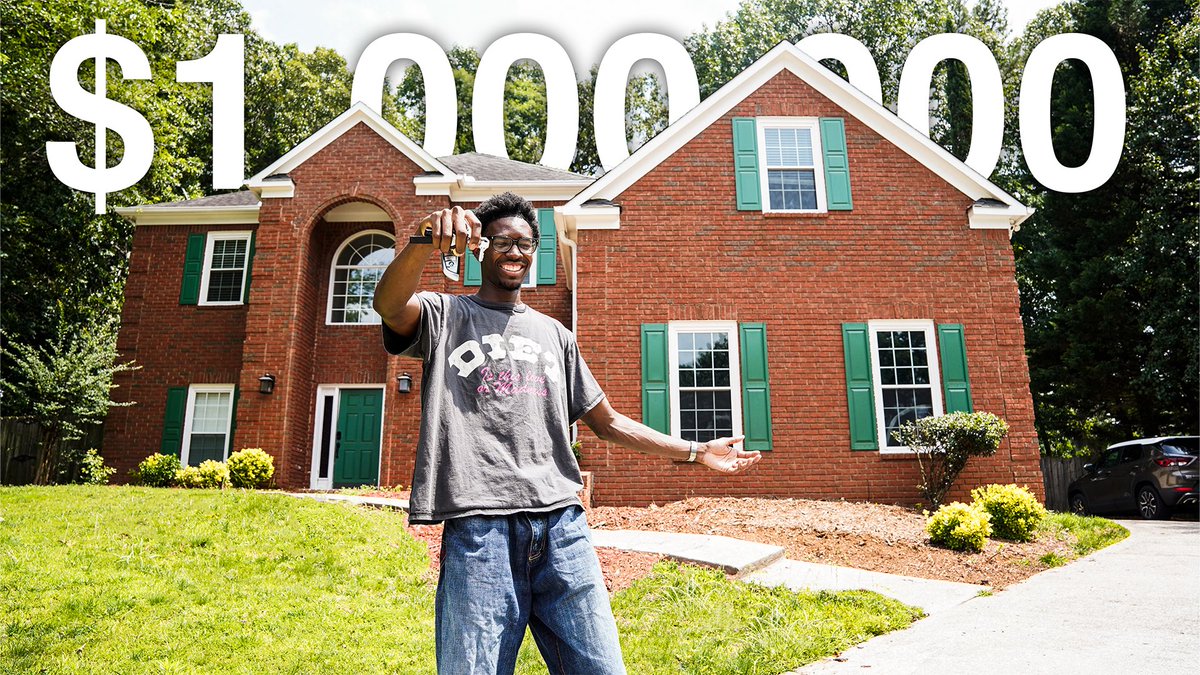 I BOUGHT MY FIRST HOUSE AT 22! empty home tour, moving out of my apartment, unboxing haul 🏡 
youtu.be/1exn00ZW7lE