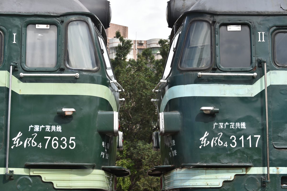 CDevway's tweet image. 长钢轨 老机车
旧景色 新线路