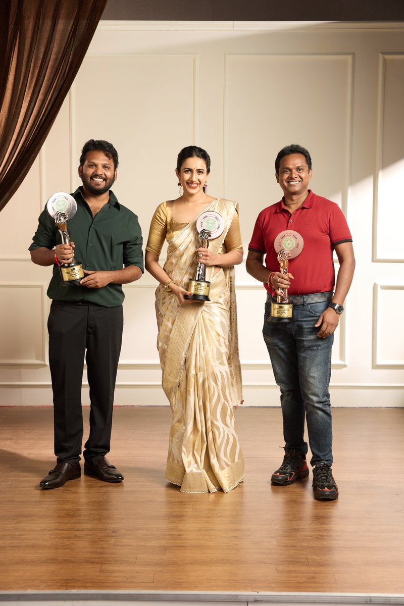 A moment etched in pride and purpose! 🏆✨
Director of #CommitteeKurrollu, alongside producers Niharika Konidela and Phani Adapaka, proudly pose with the Gaddar Telangana Film Award a powerful recognition for a film that echoes the voice of the people.

#GaddarFilmAwards