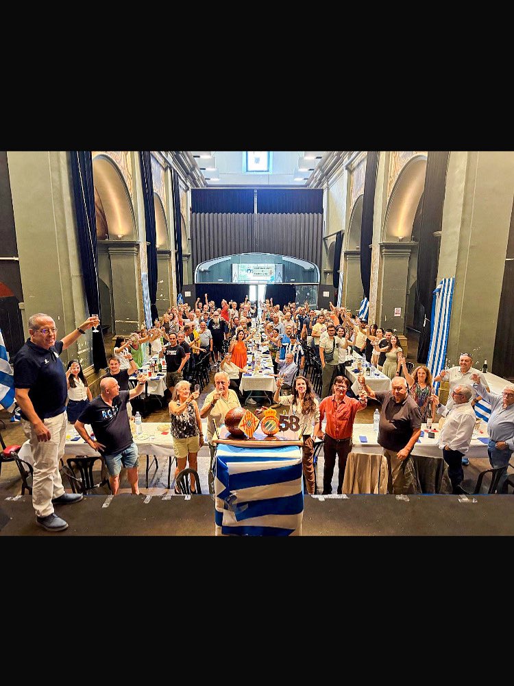 58è Aniversari de la Penya blanc i blava de Vic i Comarca. Diada Perica. <a href="/RCDEspanyol/">RCD Espanyol de Barcelona</a> <a href="/RunnersEspanyol/">Runners Espanyol</a> <a href="/deharojavier61/">deharojavier61❤️ Twitch.tv/javierdeharo1961</a> <a href="/francescviapol/">Francesc Via</a>