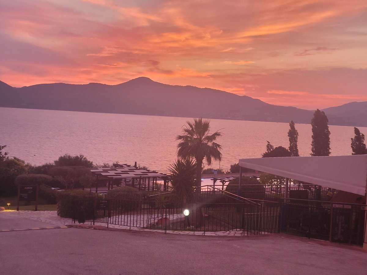kathbrady64's tweet photo. Another great week @NeilsonVounaki @neilsonholidays great staff, activities &amp; food, 12wks n counting to return ☀️ https://t.co/GFgqSOFyqY