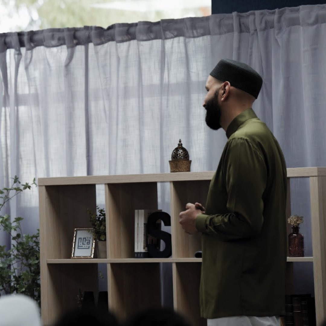 MSA National (@msanational) on Twitter photo Less than 15 days left until the MSA Leadership Summit at <a href="/qalaminstitute/">Qalam Institute</a> !✨
Join us to help you maximize your impact on campus by embodying Prophetic character in your leadership.
Register here: qalam.institute/msaleader-summ…
#MSA #muslimstudentassociation #MSAnational #qalam Less than 15 days left until the MSA Leadership Summit at <a href="/qalaminstitute/">Qalam Institute</a> !✨
Join us to help you maximize your impact on campus by embodying Prophetic character in your leadership.
Register here: qalam.institute/msaleader-summ…
#MSA #muslimstudentassociation #MSAnational #qalam