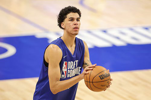 NEW: Canadian Will Riley has received a green room invite to attend the NBA Draft with his family, I’m told. 

The Illinois guard is expected to be a first round pick in the 2025 draft.