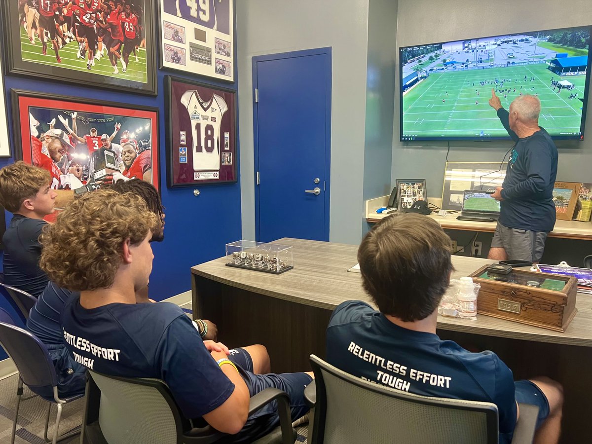 GSHSDolphins's tweet photo. Knowledge is making the right choice with all the information.
Wisdom is making the right choice without all the information‼️
Great day of position meetings and OTA‼️
#ShoreUp 🐬🏈🏖️ https://t.co/6VfXDwOEnn
