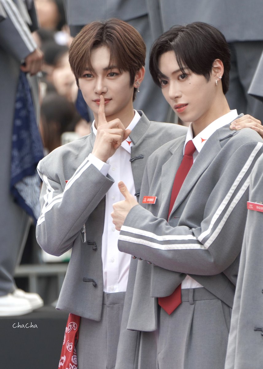 anxinpics's tweet photo. 250614
with #JIAHAO 🧸ྀི

#ANXIN #周安信 #ZHOUANXIN #안신 #BOYS2PLANET #보이즈2플래닛 https://t.co/mLjUSC3SHp