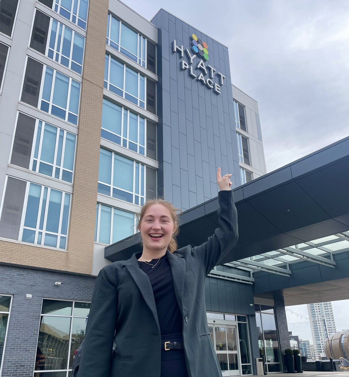 eleven25atpabst's tweet photo. Hey Residents! Did you know we partnered with @HyattPlace MKE? 🌆
This summer, enjoy up to 15% off guest rooms + 50% off event space when you mention the flyer!

Perfect for hosting friends &amp; fam while they visit 💼🏙️
📍Right by Eleven25
#MKEsummer #HyattPlace #Eleven25atPabst https://t.co/sqS8aFWrsS