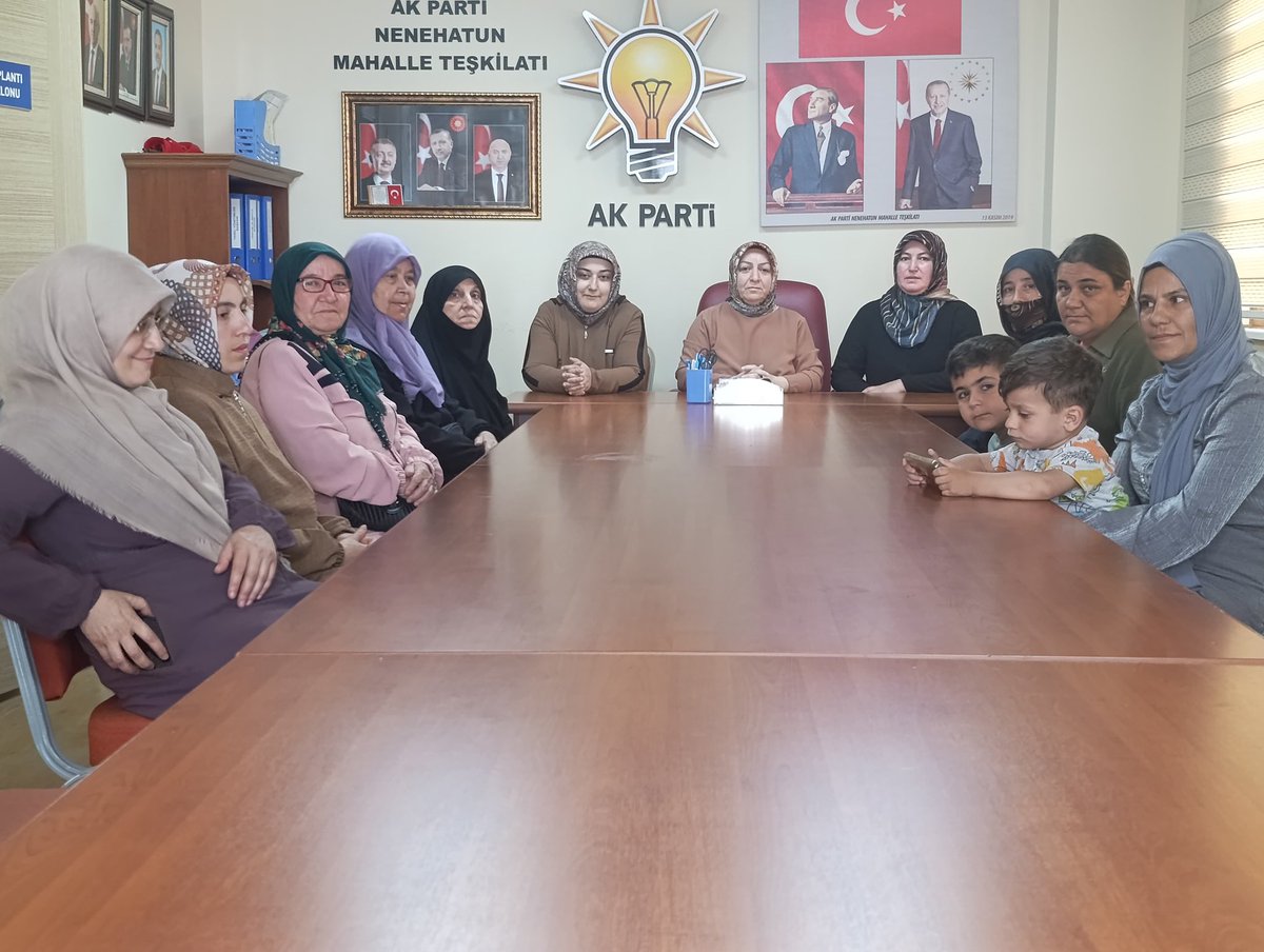 📍Nenehatun Mahallesi

Olağan Haftalık Mahalle Toplantısı ;

Mahalle Başkanımız Mehtap Karamanlı ve Mahalle Yönetimimiz ile birlikte gerçekleştirilmiştir.

Toplantımız Hayırlara Vesile Olsun.