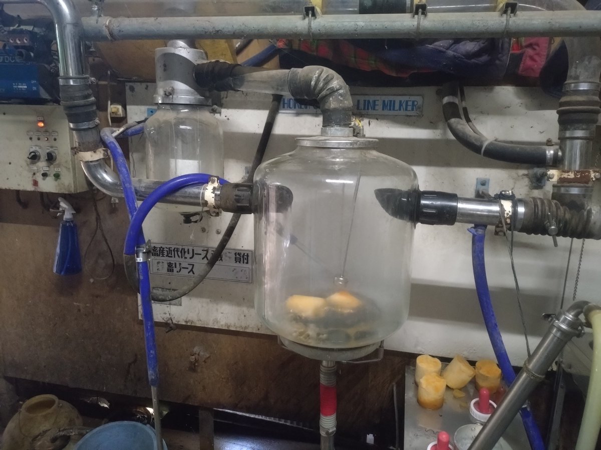 平成5年に導入のガラスラインパイプミルカー
30年以上大きな故障も無く毎日動いてくれました