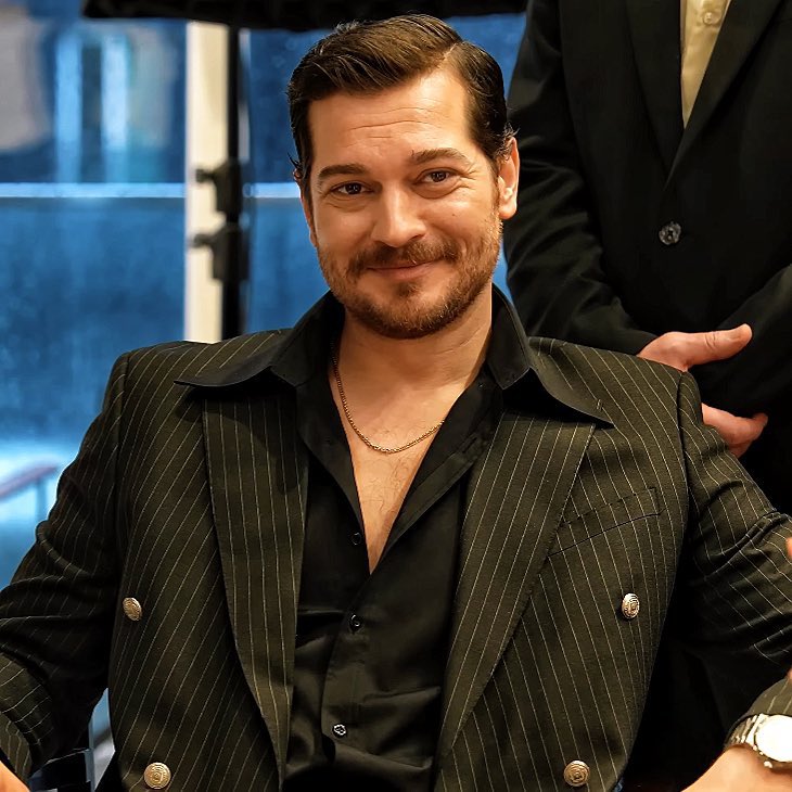THE GREATEST OF ALL TIME 🐐🐐 
#cagatayulusoy #EsrefRüya #CağatayUIusoy
