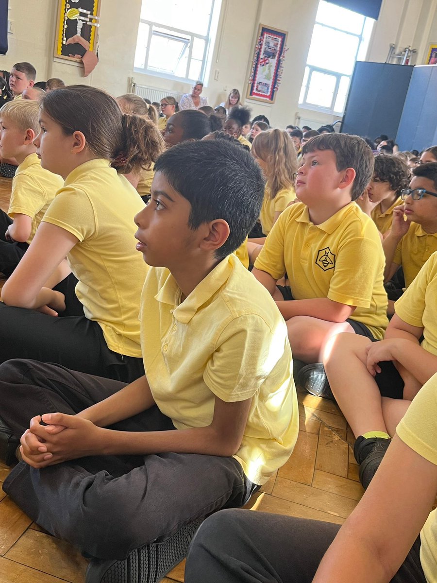 We were honoured to welcome Elliot Kebbie from <a href="/CompassForLife/">Compass For Life</a> to launch Careers week with a powerful assembly centred on Self-discipline, Adaptability, Work Ethic and Motivation.

Elliot’s story was nothing short of inspirational 🐝🙌🏽🐝🙌🏽

<a href="/Back2Positive/">Elliot Kebbie</a> <a href="/floydwoodrow/">Floyd Woodrow</a>