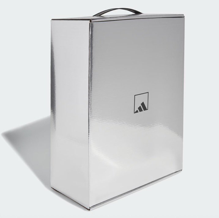 AD: Sizes 9 and below
adidas Crazy 2.0 'Silver Metallic'  

adidas mavely.app.link/e/cSKPzgiS6Tb
DSG mavely.app.link/e/qO7NGIpTfUb