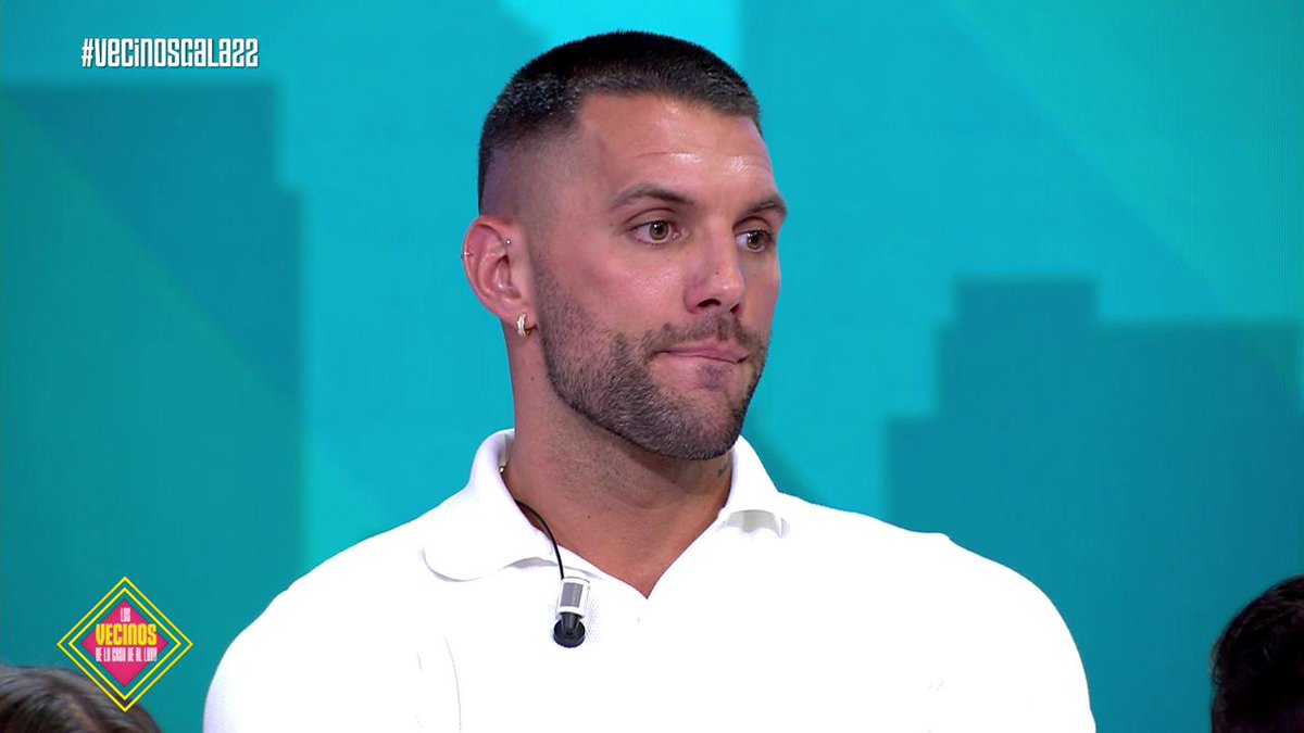 SUSO: "Me creo más los sentimientos de Barranco que los de Maica y creo que lo que acaba de hacer es un acto muy valiente".

❤️ Estoy con Suso
🔁 No estoy de acuerdo con Suso

🏡 #VecinosGala22 #Vecinos16J 
🔴 Sigue la GALA: ver.tw/l53s0