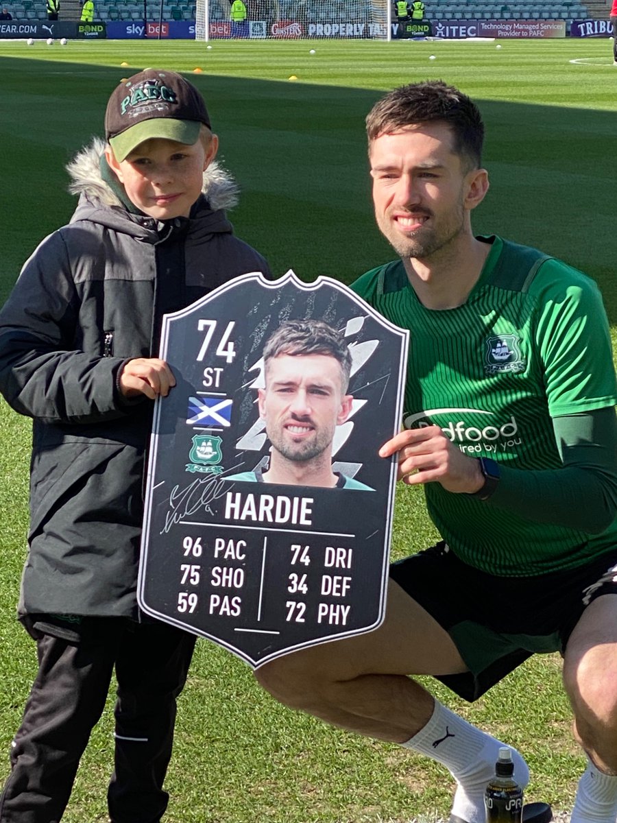 Bec35104969's tweet photo. Telling your 11 year old that his favourite ever @Argyle player has moved on! He wishes you all the luck at Wrexham but hopes you come back to argyle at a later stage! Thank you for the memories @Ryanhardie9 https://t.co/gVMDtqbn6u