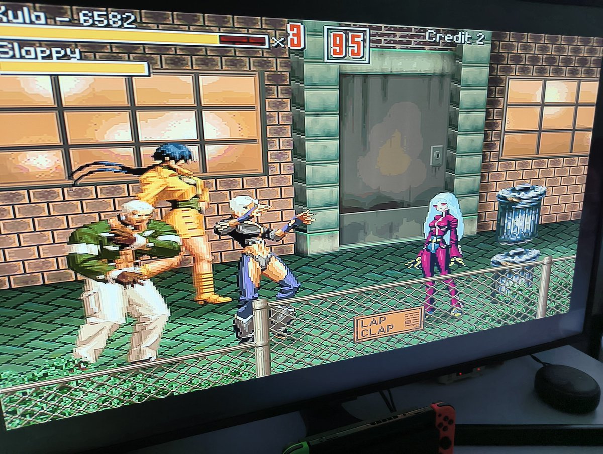 MrDJPea's tweet photo. From today's as yet unshared post the real but not license real #BeatsOfRage by @SenileTeam here on the #Dreamcast. Awesome to see some of SNKs finest on a different outing too ๐๐๐ค https://t.co/Azgrlh3SsD