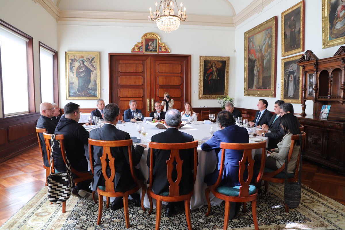 Registraduría Nacional del Estado Civil tweet media