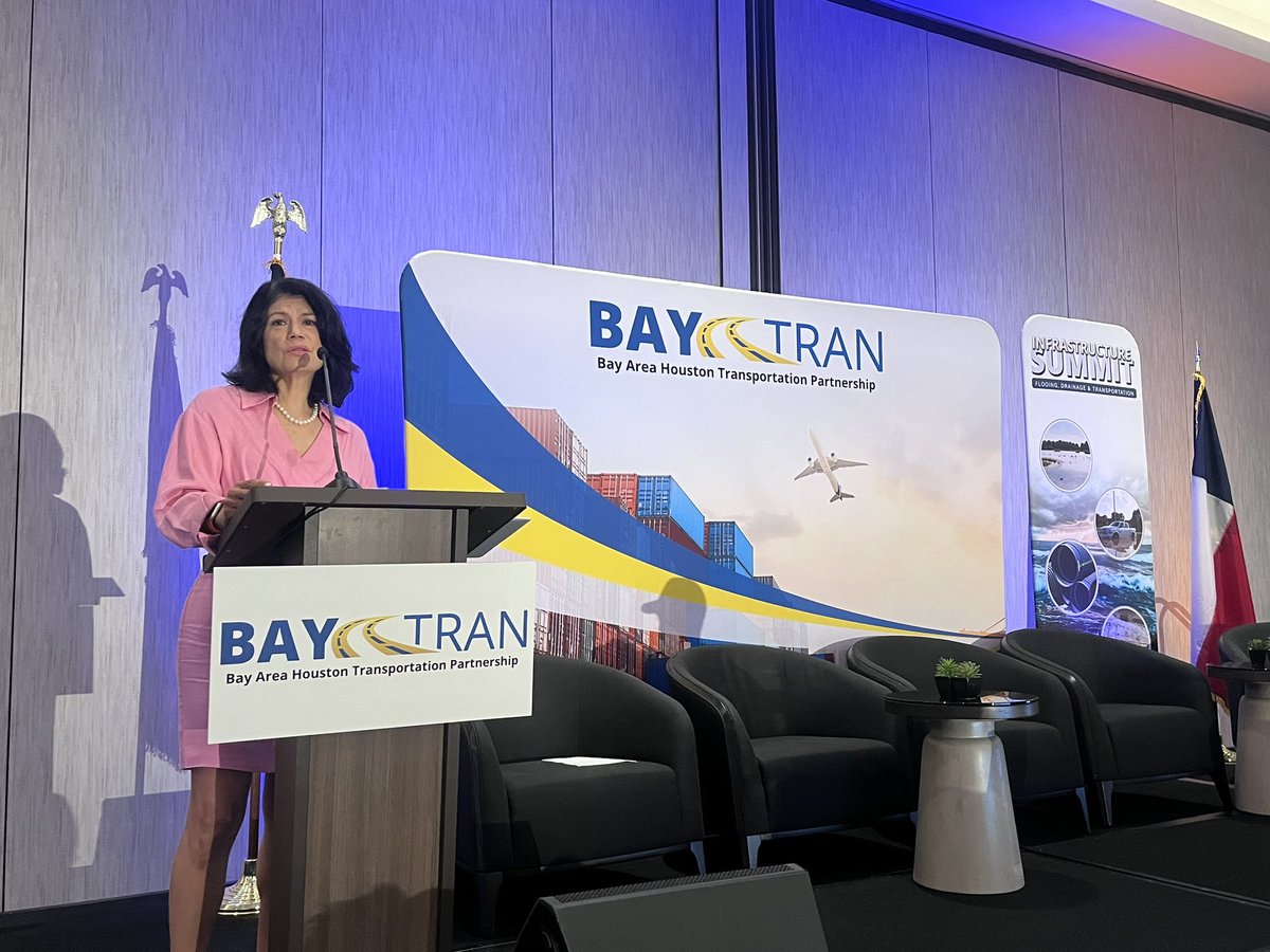 Carol Alvarado tweet media