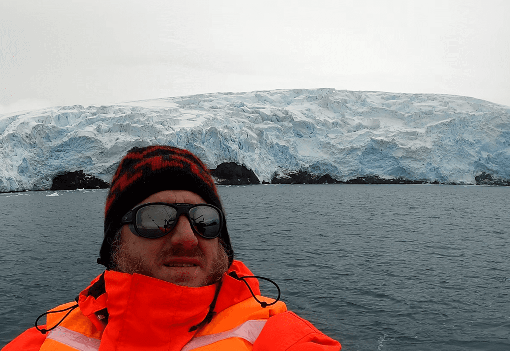 luisrpertierra's tweet photo. Seminario Polar Andrés Barbosa" este VIERNES 20J, en el salón de actos del Museo Nacional de Ciencias Naturales a las 13:00. Juan Höfer (PUCV): Cambios en los ecosistemas costeros de la península Antártica y sus efectos sobre la biogeoquímica local
Link https://t.co/4S6Q8UuLiA https://t.co/M4y4VQJpss