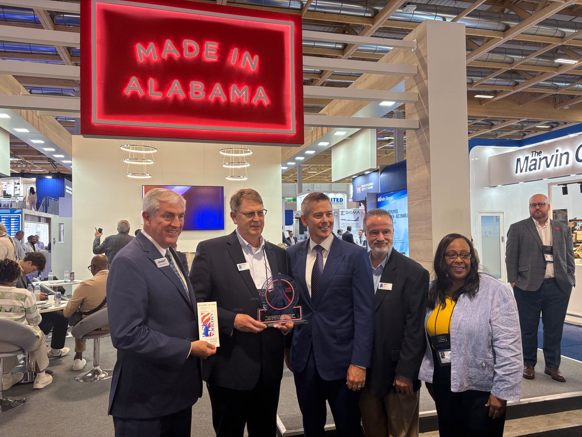 MadeinAL's tweet photo. ⚡️NEWS FLASH: The 'Made in Alabama' home base at the Paris Air Show was hopping today, with several high-profile visitors https://t.co/QtJN2UC7yQ