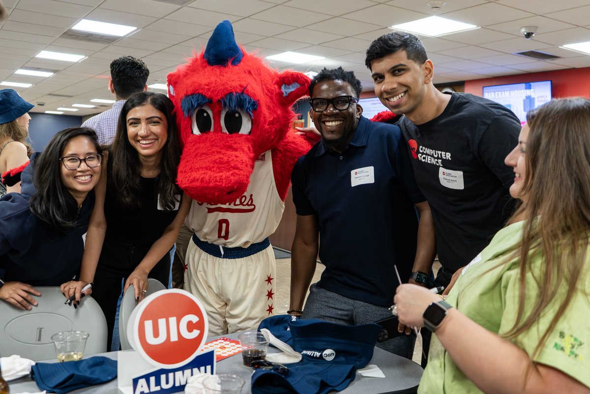 UIC_Alumni's tweet image. Thank you to all of the amazing alumni who hung out with us for Sparky’s Summer Kickoff! Stay tuned for more upcoming alumni events and news!

#UIC #UICAA #UICAlumni #UICExcellence #Bowling #UICSparkySummerKickoff #Summer #UICProud