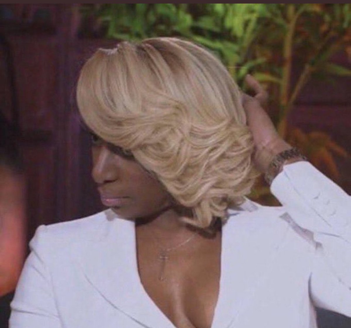 NunButFacts_'s tweet photo. U wouldn’t feel judged if u had some self respect dejon #LoveIsland https://t.co/OVwLxjDpoe