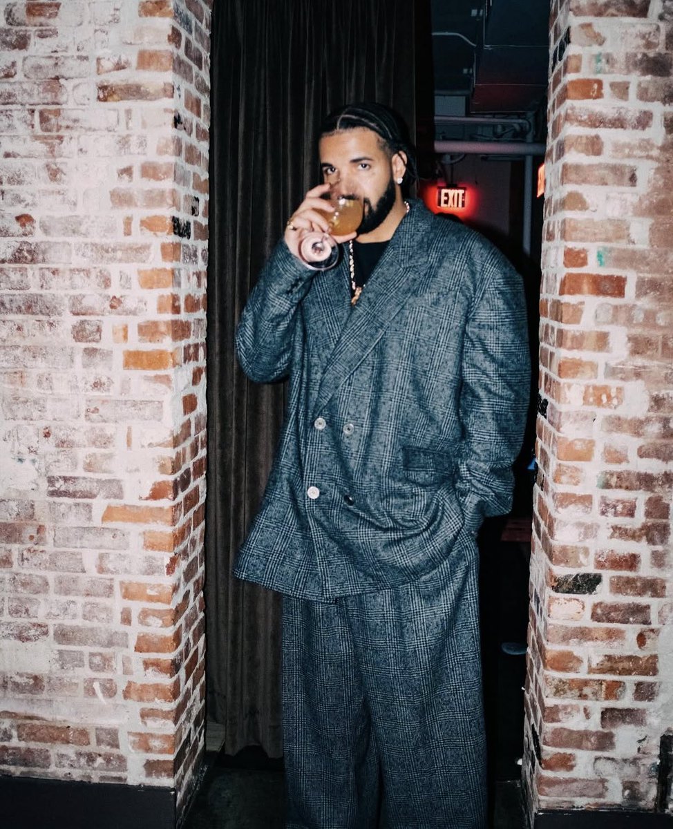 The Boy 🦉 tweet media