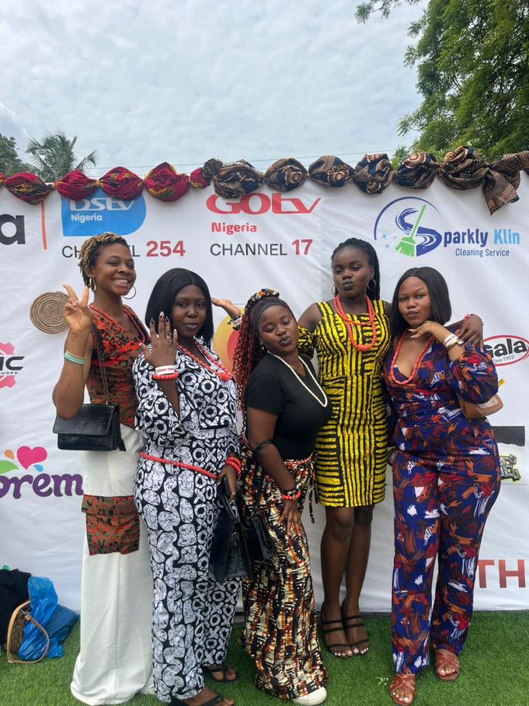 IgboUnilag's tweet photo. Igbo students union, Unilag, live at the #lagosigbohangout 2.0😍😍🔥 https://t.co/y19rL39q12