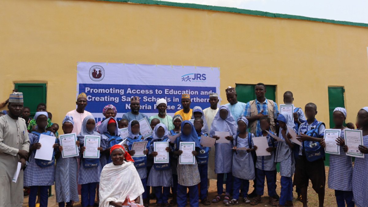 jrsWaf's tweet image. #AfricanChildDay2025
🌍On this World African Child Day 2025, we honor every child as a beacon of hope. JRS is committed to #ChildProtection, inclusive #Education, and supporting schooling initiatives in West Africa & the Great Lakes.
Together, let’s build brighter futures!
#JRS