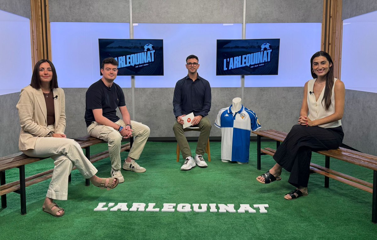 TV Sabadell Vallès (@tvsabadell) on Twitter photo 💙 Avui tanquem la temporada de <a href="/LArlequinat/">L'Arlequinat</a>!
👕 Parlarem de la campanya de socis i la nova samarreta del <a href="/CESabadell/">CE Sabadell 🧅</a> amb <a href="/AlexBello_22/">Àlex Bello</a>, director de màrqueting del club
🗣️ Farem tertúlia amb <a href="/silviaferseq/">Sílvia Fernàndez</a> i <a href="/MonicaMartin_98/">Mònica Martín Monfà</a>
📡 A les 21 hores, a <a href="/TVSabadell/">TV Sabadell Vallès</a>, amb <a href="/JoanMunozz/">Joan Muñoz Consentino 🧅</a>! 💙 Avui tanquem la temporada de <a href="/LArlequinat/">L'Arlequinat</a>!
👕 Parlarem de la campanya de socis i la nova samarreta del <a href="/CESabadell/">CE Sabadell 🧅</a> amb <a href="/AlexBello_22/">Àlex Bello</a>, director de màrqueting del club
🗣️ Farem tertúlia amb <a href="/silviaferseq/">Sílvia Fernàndez</a> i <a href="/MonicaMartin_98/">Mònica Martín Monfà</a>
📡 A les 21 hores, a <a href="/TVSabadell/">TV Sabadell Vallès</a>, amb <a href="/JoanMunozz/">Joan Muñoz Consentino 🧅</a>!
