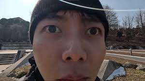 이게 절교면 저는 명암이의
부모님을 죽이고 연인을 빼앗고
두아들을 형장의 이슬로 만든꼴인데요