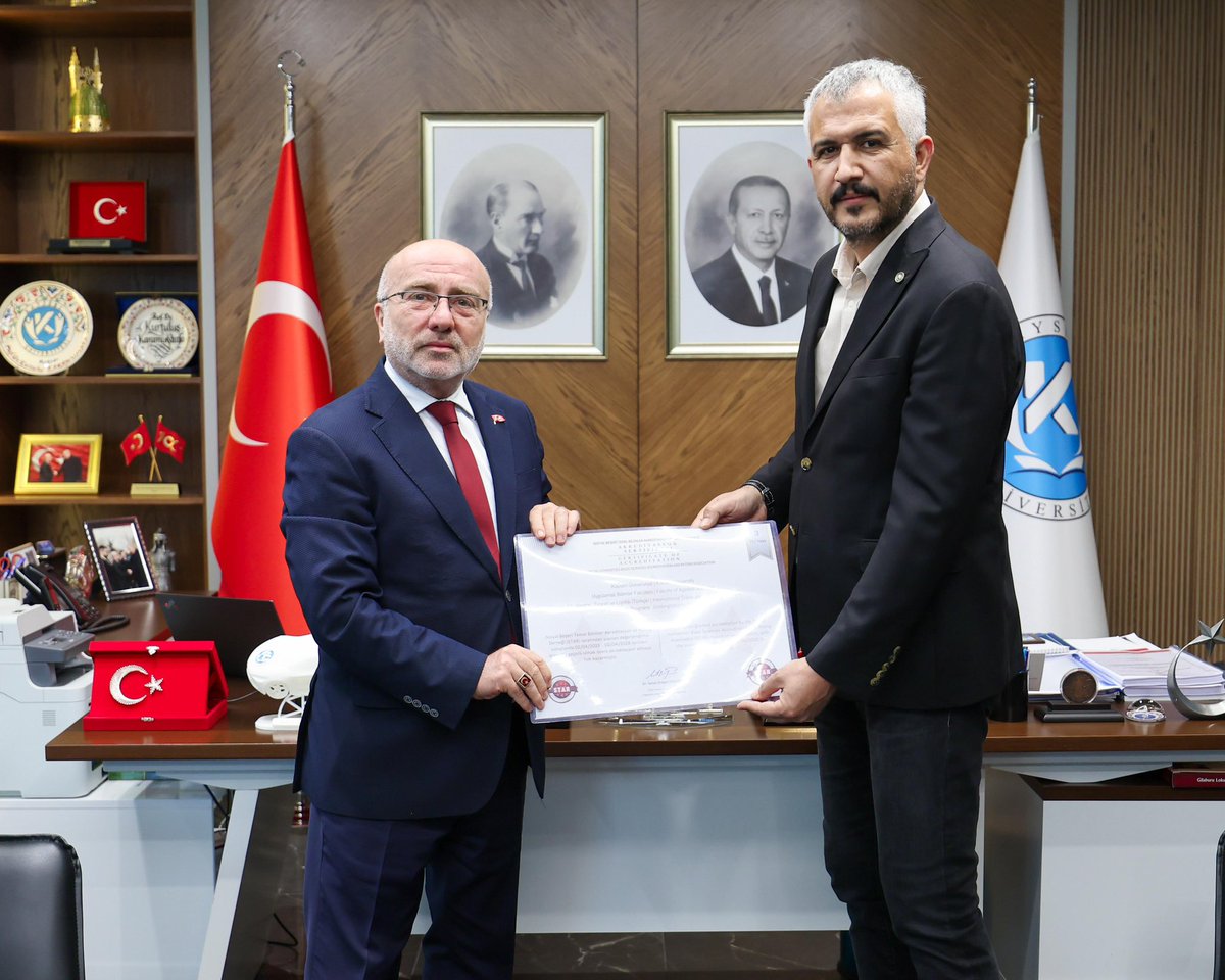 Üniversitemiz [<a href="/kayseriedu/">Kayseri Üniversitesi</a>] Uygulamalı Bilimler Fakültesi [<a href="/UBF38KAYU/">KAYÜ Uygulamalı Bilimler Fakültesi</a>] Uluslararası Ticaret ve Lojistik Bölümünün STAR Akreditasyon ve Rating Derneği [<a href="/starorgtr/">STAR Akreditasyon ve Rating Derneği</a>] tarafından yürütülen akreditasyon süreçlerini başarılı bir şekilde tamamlaması sonucunda elde edilen akreditasyon