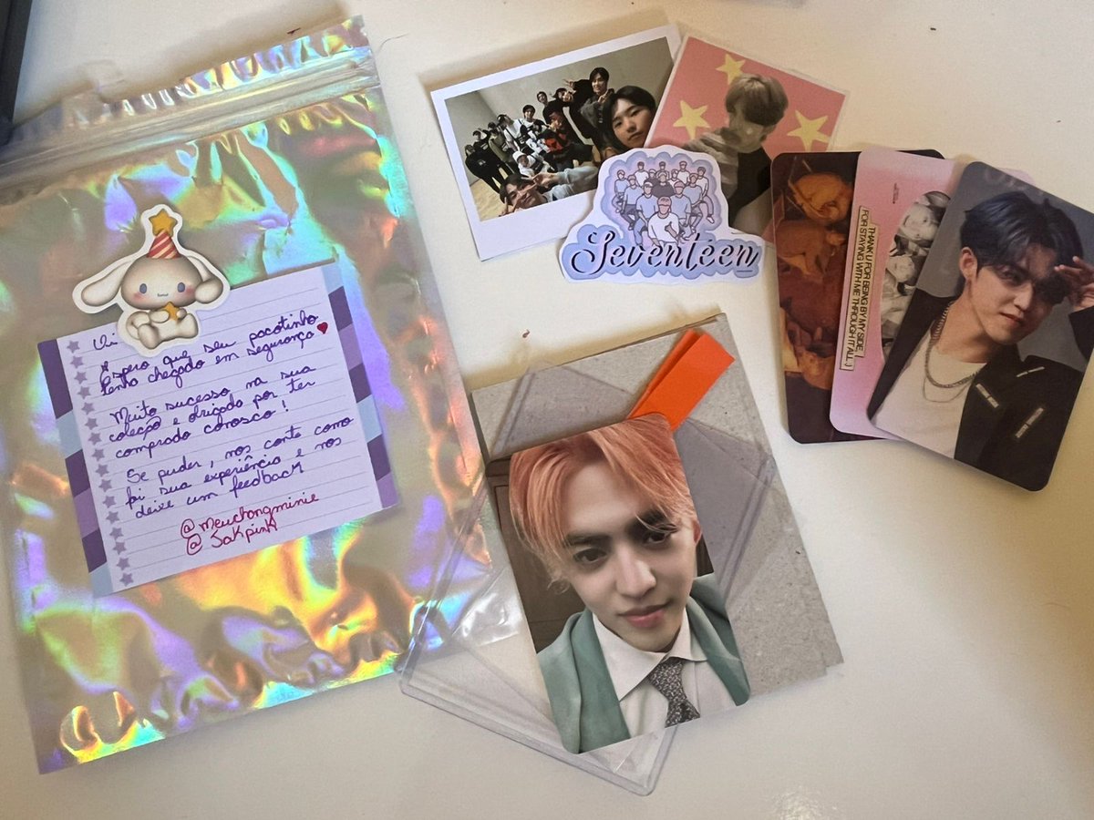 feedback super positivo para @meuchangminie e <a href="/jakpink/">Jake</a> !!! o meu cheolito chegou em ótimas condições e bem protegido, além de chegar super rápido. Amei os mimos, com certeza vou comprar mais vezes 💗💐