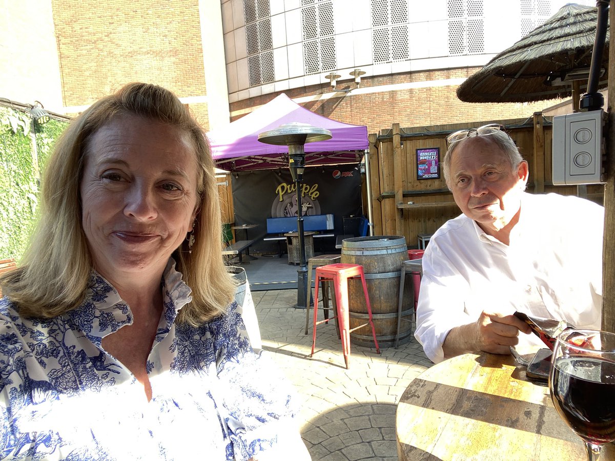 MACquotes's tweet image. My first visit to The Purple Turtle on this beautiful afternoon . @RCouhig @ReadingFC