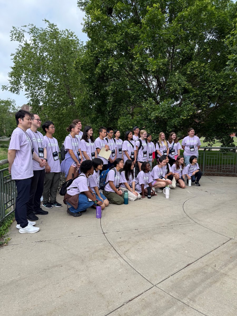 illinoismatse's tweet image. Our 2025 Mid-GLAM Camp is underway! 😎
Middle school students attending this event on campus, which concludes June 20, will learn about the materials all around them in society, from the clothes we wear to the batteries that power our phones. Get ready for STEM learning and FUN!