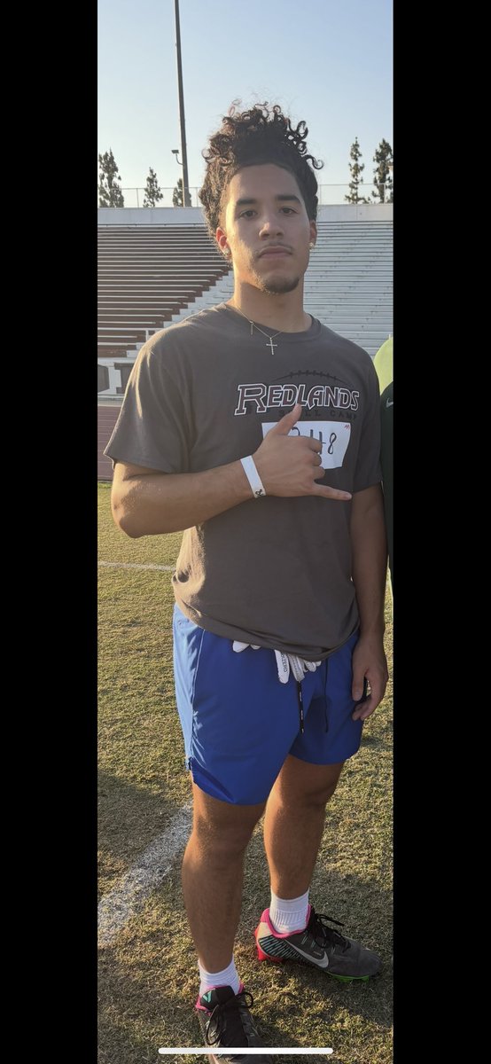 brocclites11's tweet image. Balled out at Redlands Mega Camp, thank u Coaches. 6’1 215 LB

@dthedeacon @RepmaxMedia @RepMax_io @PrepRedzoneCA @PGregorian @CoachBTPSU @UR_CoachBennett @UR_CoachGood @CoachFin_ @CoachNolanGivan @cowstown @JaylenJohnson92 @CoachJPRoberts @coachely89 @Coach_MarkRhea…