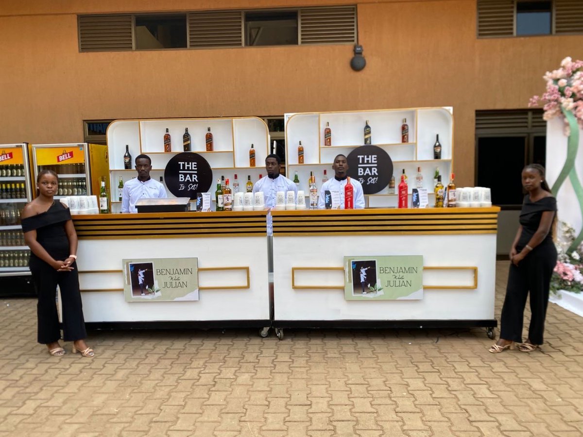 uwizeyeblair's tweet image. As you plan for that party/dinner at work, remember to trust the #UBLSoireeExperience team to put up the best bar set for you.

Call them via  0800 277 000 to book and choose a package that suits your people 
#TheBarIsSet