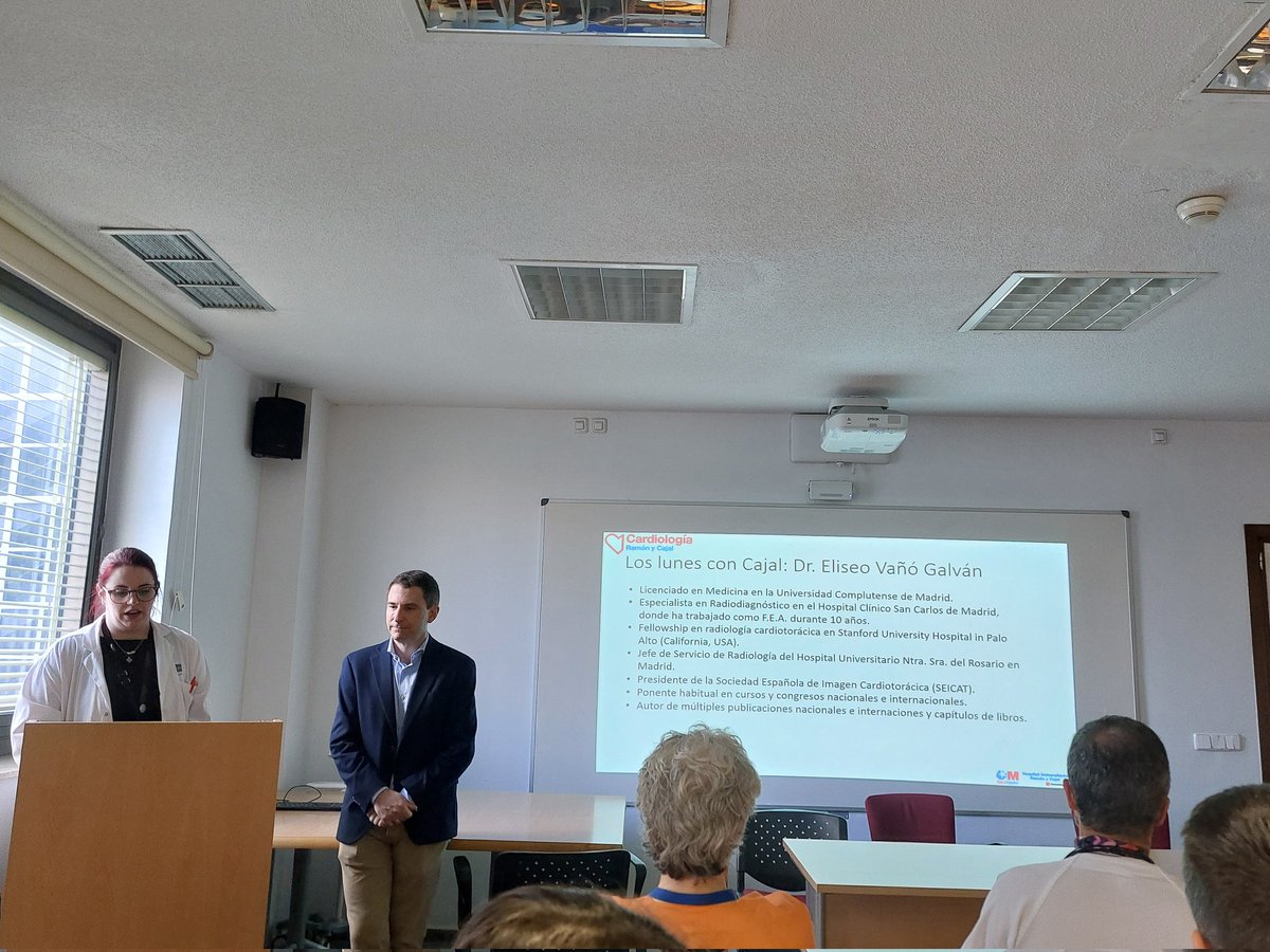 Cardiología Ramón y Cajal (@cardioryc) on Twitter photo Hoy, en #lunesconCajal el 👨⚕️ Dr. Vañó nos habla sobre TC espectral en la patología cardiovascular.
🩻 TC espectral y TC Photon Counting:
📌 ¿Qué nos aportan nuevo?
✔️ ¿Utilidades/Limitaciones?
🔜 Perspectivas futuras.
¡Muchas gracias por la charla 💯! <a href="/eliseovano/">Eliseo Vañó</a> #cardioRyC Hoy, en #lunesconCajal el 👨⚕️ Dr. Vañó nos habla sobre TC espectral en la patología cardiovascular.
🩻 TC espectral y TC Photon Counting:
📌 ¿Qué nos aportan nuevo?
✔️ ¿Utilidades/Limitaciones?
🔜 Perspectivas futuras.
¡Muchas gracias por la charla 💯! <a href="/eliseovano/">Eliseo Vañó</a> #cardioRyC
