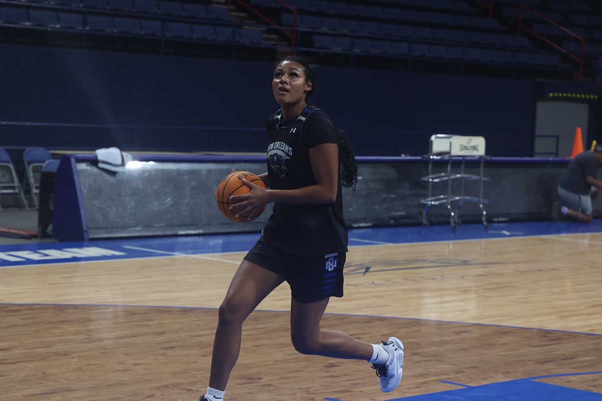New Orleans Women's Basketball tweet media