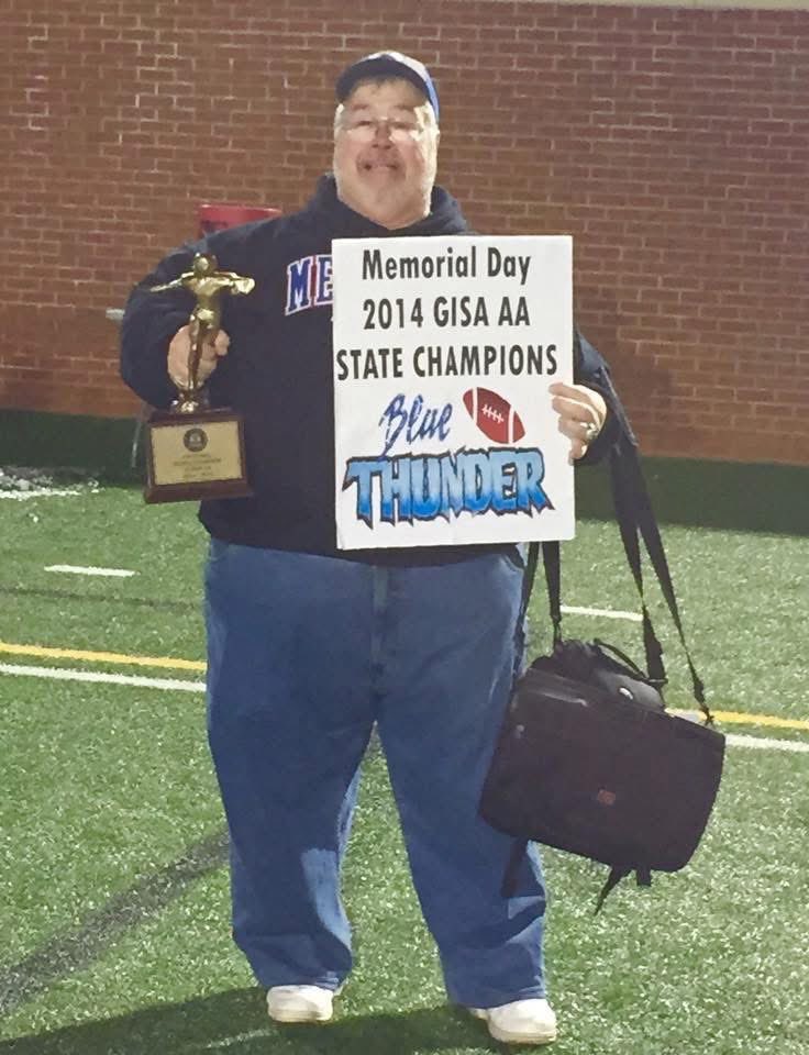 TheBigGuyWJCL's tweet photo. Savannah has lost a one-of-a-kind supporter of students and athletes. 

Mark Sussman was more than the longtime Memorial Day School Director of Athletics and Development. He was the loudest cheerleader for his family, friends, school, teams and students. 

Suss left his mark on this world and will truly be missed.